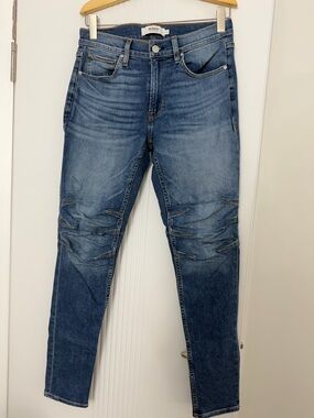 Hudson Jeans Men’s Skinny Jeans in Medium Blue Wash